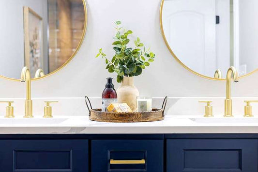 luxurious bathroom decor - cheap things that add luxury - GearDen