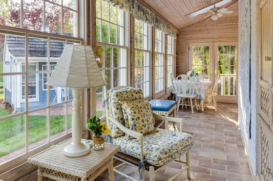 how to decorate farmhouse interior