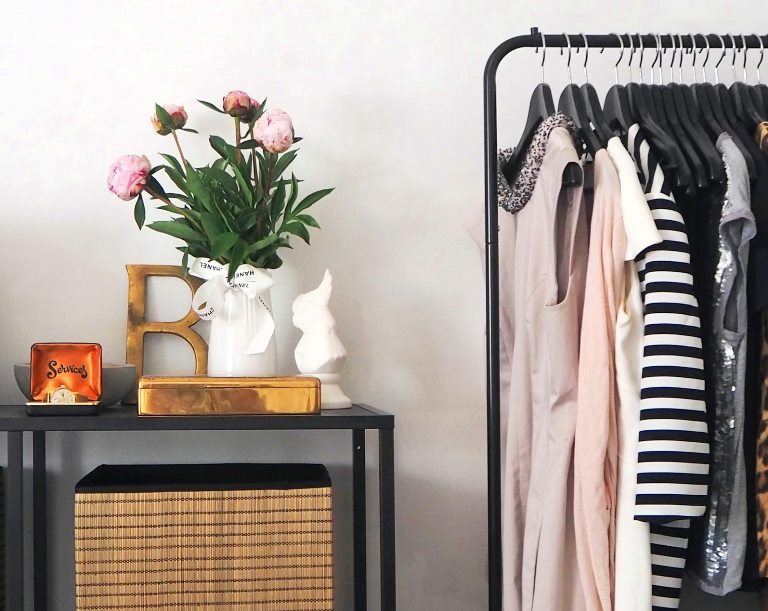 Your Very Own Capsule Wardrobe: What It Is and How To Make It