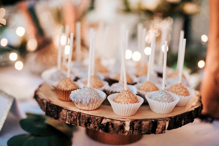 quick and easy holiday party decor