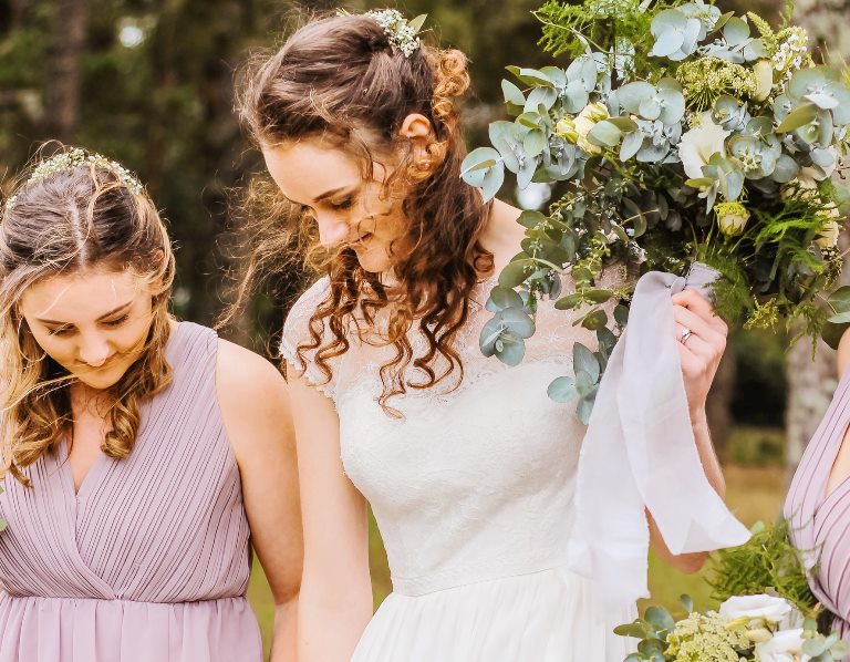 wedding gifts for bride 2021